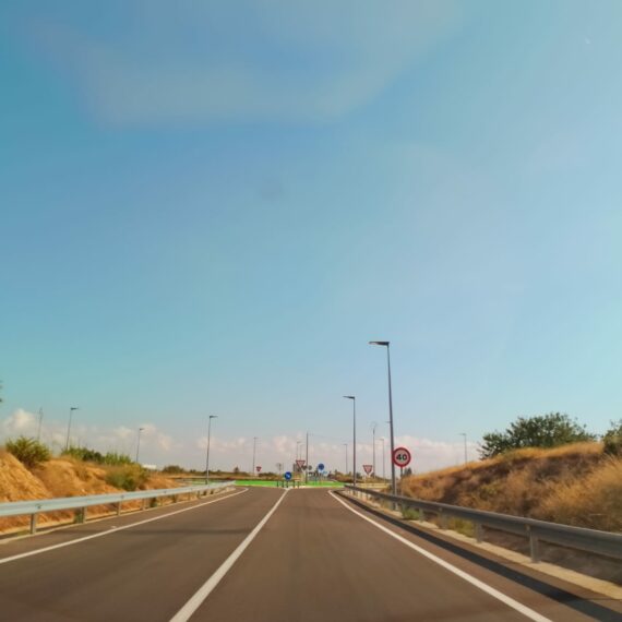 instalacion los serrano ekiona iluminacion solar 1