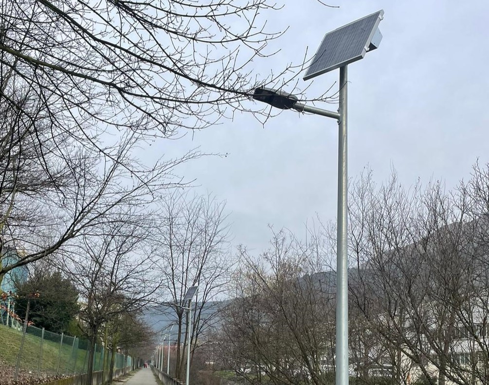 farola solar arrasate 2