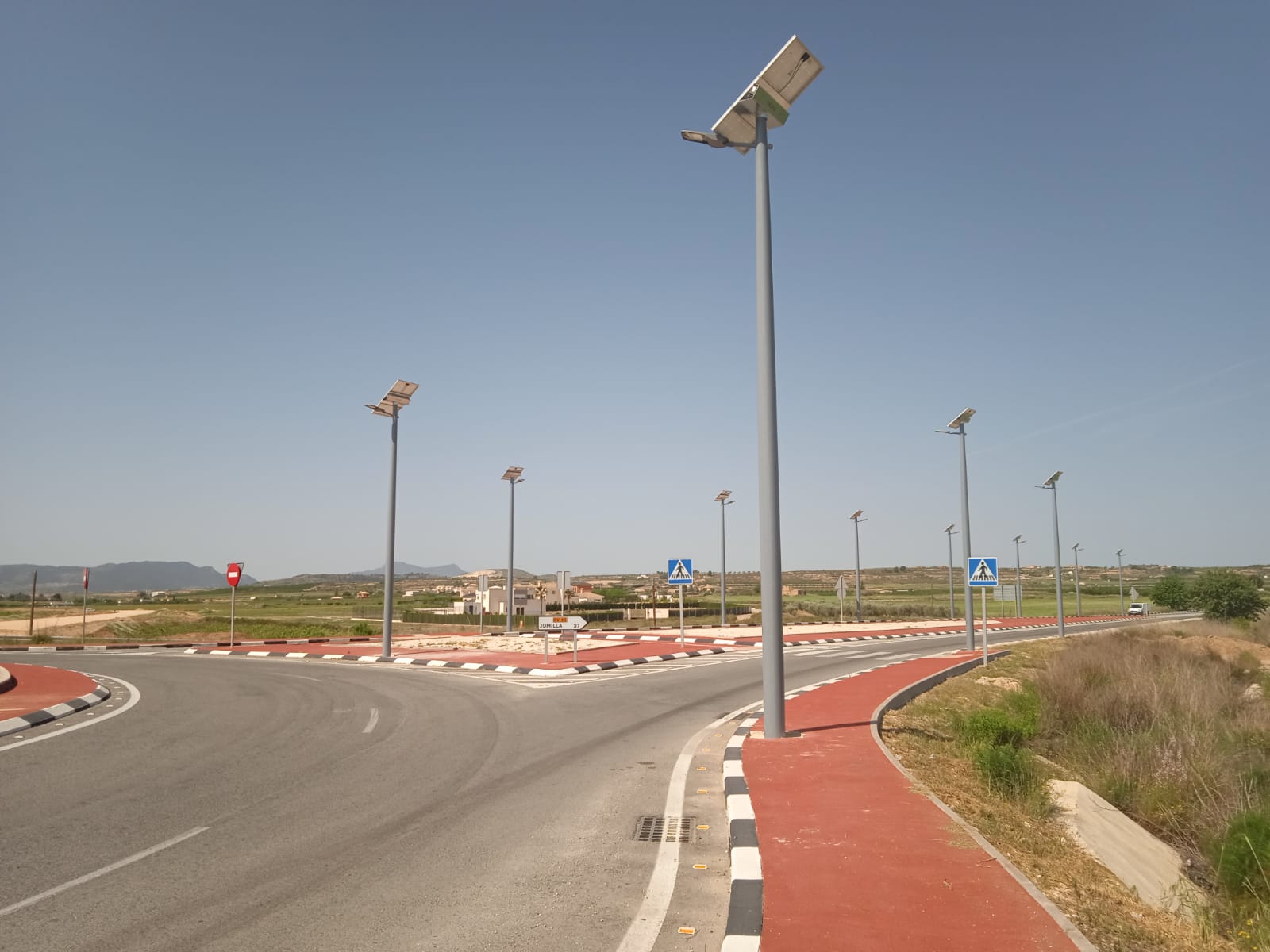 farolas solares pinoso 2