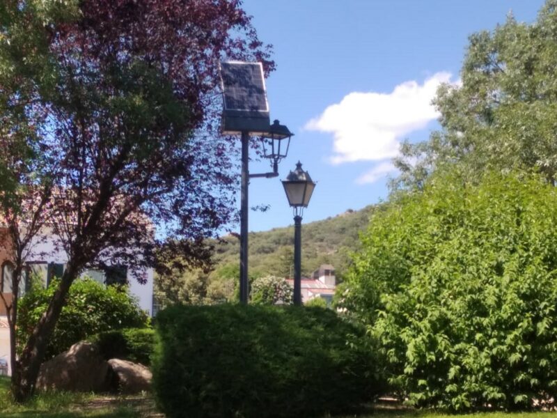 farolas solares urbanizacion montegolf 1